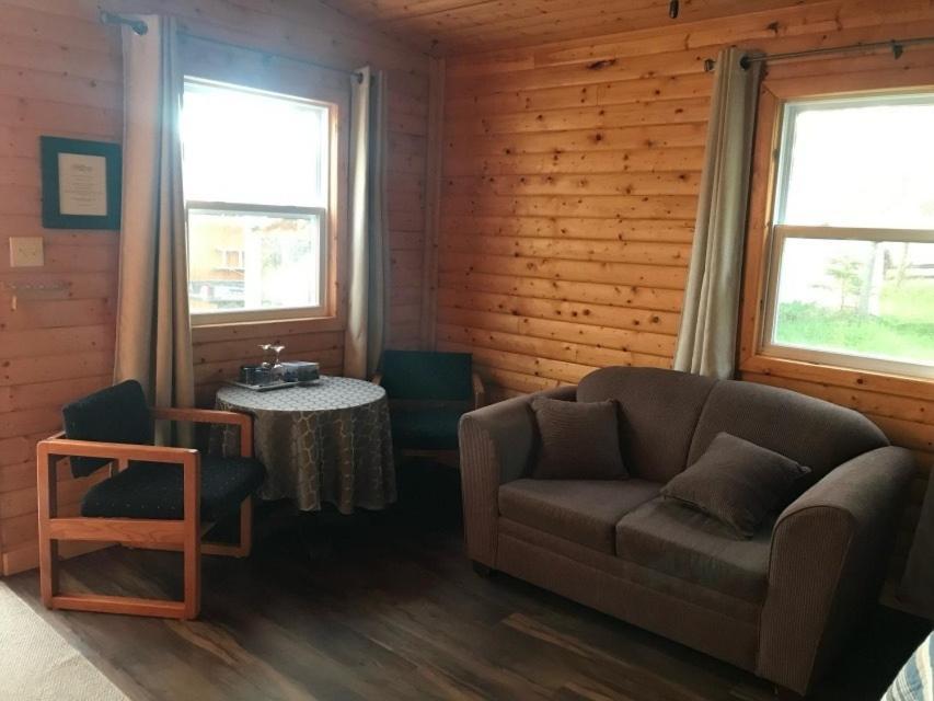 Wildflowers Country Inn Rocky Harbour Habitación foto